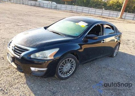 2015 Nissan Altima 2.5 S from USA, damaged, VIN 1N4AL3AP9FC571847